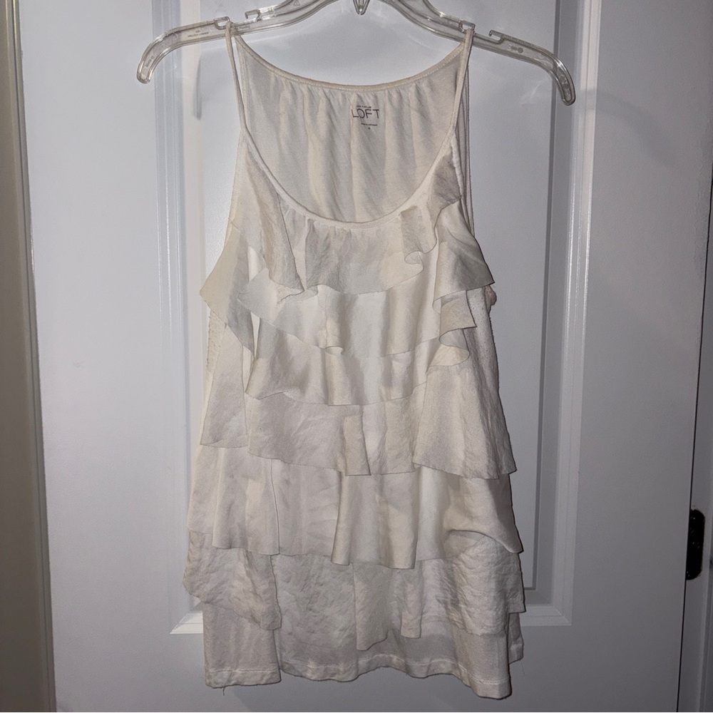 LOFT Cream Ruffle Tank Top Size: M